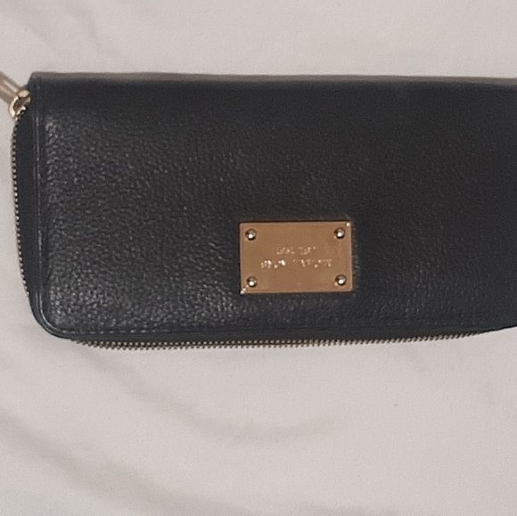 Wallet - Picture 3 of 4